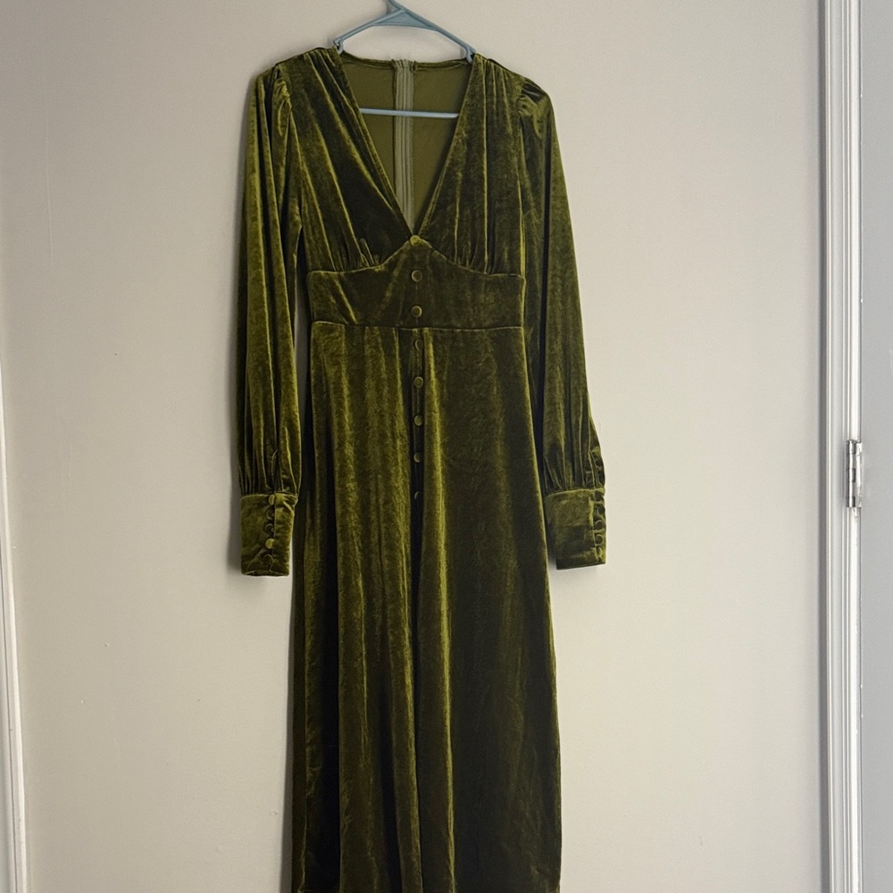 Elegant Olive Green Velvet Dress